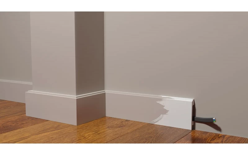 DD723 Плинтус (80х16х2000) ДекорДизайн